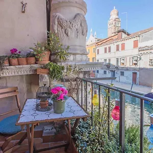 Apartment Ca Cammello Private Terrace And Canal View